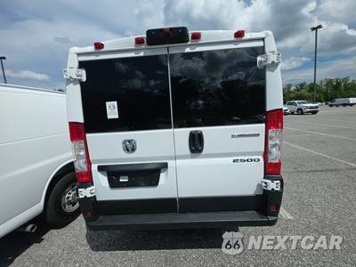 2025 Ram ProMaster 2500 Cargo Van Tradesman w/Passenger Seat Low Roof 136.0" WB - zdjęcie 5 z 18 - miniatura