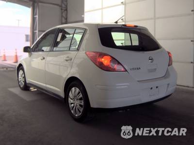 2011 Nissan Versa 1.8 S Hatchback - zdjęcie 6 z 48 - miniatura