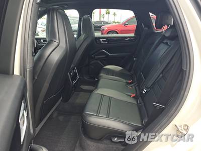 2023 Porsche Cayenne - zdjęcie 13 z 24 - miniatura