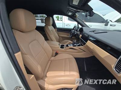 2022 Porsche Cayenne - zdjęcie 8 z 27 - miniatura