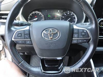 2020 Toyota Highlander XLE - zdjęcie 18 z 58 - miniatura