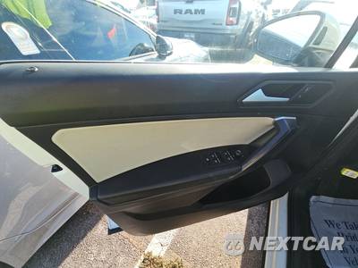 2021 Volkswagen Tiguan SE - zdjęcie 9 z 25 - miniatura