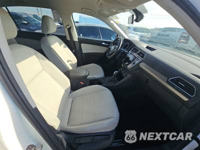 2021 Volkswagen Tiguan SE - zdjęcie 8 z 25 - miniatura