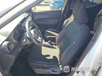 2020 Nissan Kicks S - zdjęcie 7 z 30 - miniatura