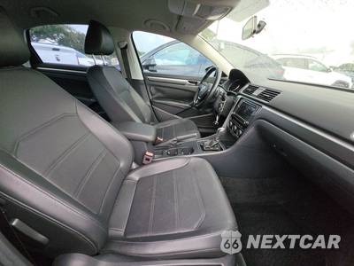 2018 Volkswagen Passat 2.0T R-Line - zdjęcie 8 z 18 - miniatura