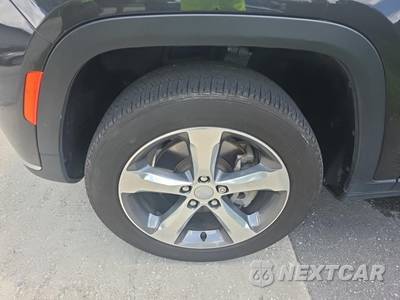 2022 Jeep Grand Cherokee L Limited - zdjęcie 8 z 21 - miniatura