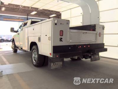 2024 Ram 3500 Cab Chassis Tradesman Crew Cab DRW - zdjęcie 6 z 26 - miniatura