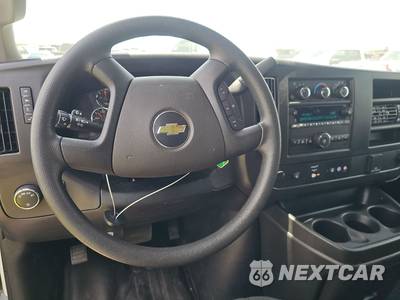 2025 Chevrolet Express 2500 Cargo Van 1WT 135.0" WB - zdjęcie 10 z 20 - miniatura