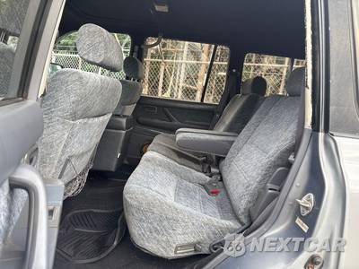 1995 Toyota Land Cruiser - zdjęcie 9 z 17 - miniatura