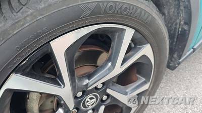 2018 Toyota C-HR XLE Premium - zdjęcie 19 z 28 - miniatura