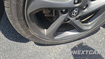 2020 Hyundai Veloster 2.0 - zdjęcie 34 z 37 - miniatura