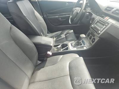 2007 Volkswagen Passat Sedan 2.0T - zdjęcie 8 z 35 - miniatura
