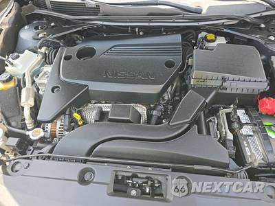 2018 Nissan Altima 2.5 SR - zdjęcie 15 z 30 - miniatura