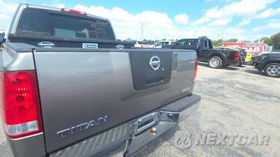 2007 Nissan TITAN SE Crew Cab Short Bed - zdjęcie 32 z 59 - miniatura