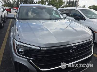 2025 Volkswagen Atlas Cross Sport 2.0T SE w/Technology - zdjęcie 2 z 27 - miniatura