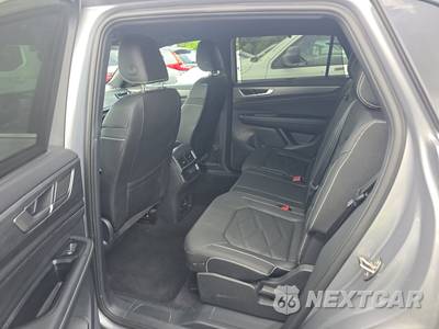 2025 Volkswagen Atlas Cross Sport 2.0T SE w/Technology - zdjęcie 13 z 27 - miniatura