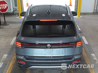 2025 Volkswagen Taos SE - zdjęcie 5 z 20 - miniatura