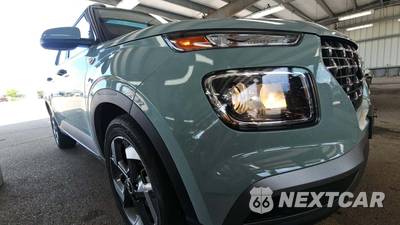 2025 Hyundai Venue SEL - zdjęcie 19 z 24 - miniatura