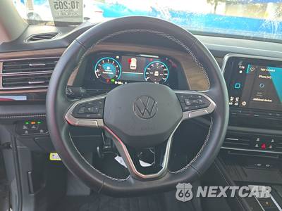2025 Volkswagen Atlas 2.0T SE w/Technology - zdjęcie 10 z 23 - miniatura