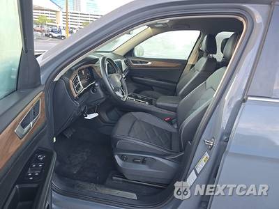 2025 Volkswagen Atlas 2.0T SE w/Technology - zdjęcie 7 z 23 - miniatura