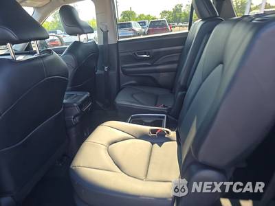 2025 Toyota Grand Highlander XLE - zdjęcie 13 z 30 - miniatura