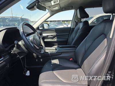 2025 Toyota Grand Highlander XLE - zdjęcie 7 z 21 - miniatura