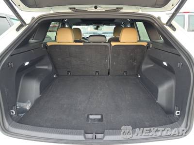 2025 Volkswagen Atlas Cross Sport 2.0T SE w/Technology - zdjęcie 16 z 25 - miniatura