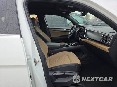 2025 Volkswagen Atlas Cross Sport 2.0T SE w/Technology - zdjęcie 8 z 25 - miniatura
