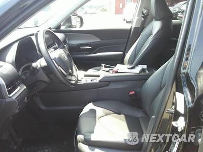 2025 Toyota Grand Highlander XLE - zdjęcie 17 z 36 - miniatura