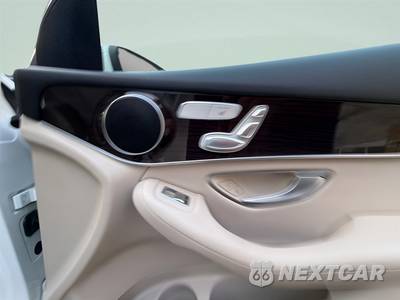 2017 Mercedes-Benz GLC 300 - zdjęcie 17 z 26 - miniatura
