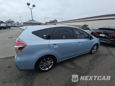 2015 Toyota Prius v Five - zdjęcie 4 z 27 - miniatura