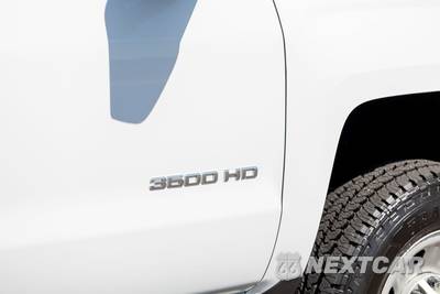2017 Chevrolet Silverado 3500HD Cab Chassis WT Regular Cab 1WT DRW - zdjęcie 38 z 50 - miniatura