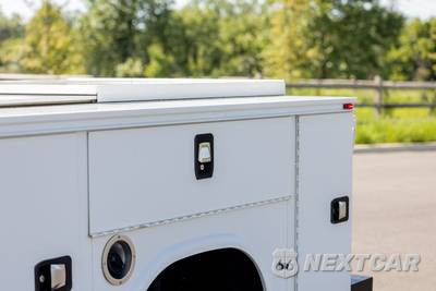 2017 Chevrolet Silverado 3500HD Cab Chassis WT Regular Cab 1WT DRW - zdjęcie 25 z 50 - miniatura
