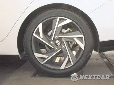2024 Hyundai Elantra Limited - zdjęcie 12 z 32 - miniatura