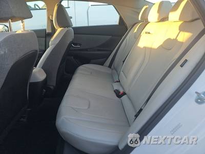 2024 Hyundai Elantra Limited - zdjęcie 19 z 32 - miniatura