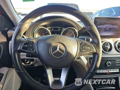 2018 Mercedes-Benz GLA 250 - zdjęcie 16 z 40 - miniatura