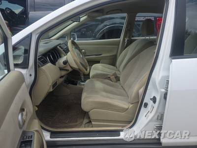 2008 Nissan Versa 1.8 S Hatchback - zdjęcie 7 z 25 - miniatura