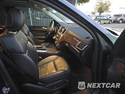 2012 Mercedes-Benz ML 350 - zdjęcie 8 z 51 - miniatura