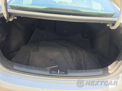 2020 Hyundai Elantra SE Sedan - zdjęcie 16 z 27 - miniatura
