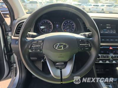 2020 Hyundai Elantra SE Sedan - zdjęcie 10 z 27 - miniatura