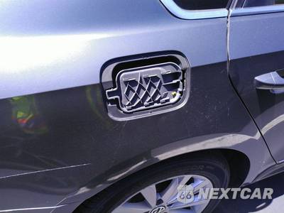 2012 Volkswagen Passat 2.5L SEL - zdjęcie 29 z 37 - miniatura