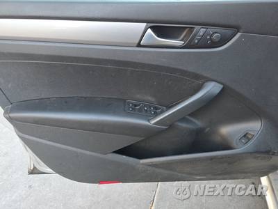 2015 Volkswagen Passat 1.8T S - zdjęcie 9 z 32 - miniatura