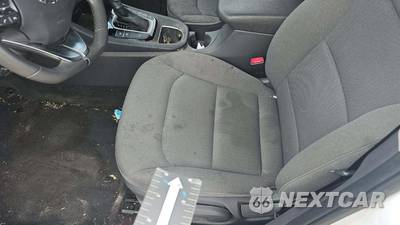 2021 Hyundai Ioniq Plug-In Hybrid SE - zdjęcie 24 z 30 - miniatura