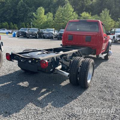 2024 Ram 5500 Cab Chassis Tradesman Regular Cab DRW - zdjęcie 5 z 12 - miniatura