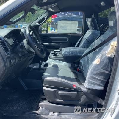 2024 Ram 5500 Cab Chassis Tradesman Regular Cab DRW - zdjęcie 7 z 11 - miniatura