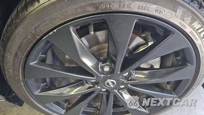 2023 Nissan Maxima SR - zdjęcie 33 z 34 - miniatura