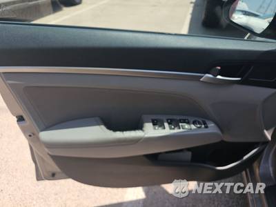 2020 Hyundai Elantra Value Edition Sedan - zdjęcie 9 z 19 - miniatura