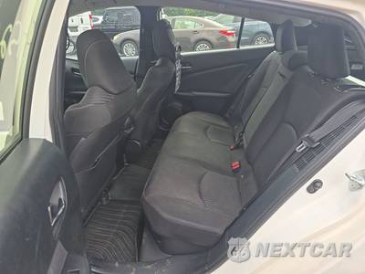 2021 Toyota Prius Prime LE - zdjęcie 13 z 61 - miniatura