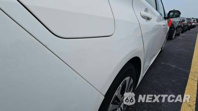 2021 Toyota Prius Prime LE - zdjęcie 57 z 61 - miniatura