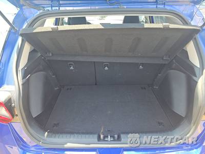 2025 Hyundai Venue SEL - zdjęcie 16 z 27 - miniatura